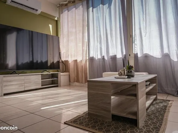 SOUS-LOCATION - Appartement à Saint-Leu, bord de plage