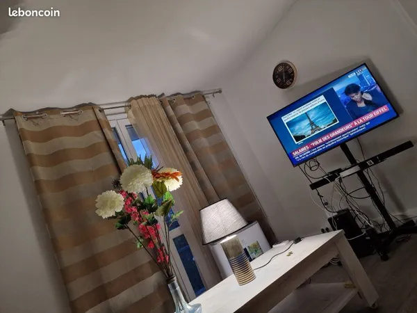 Homme guadeloupéen LGBT propose une colocation