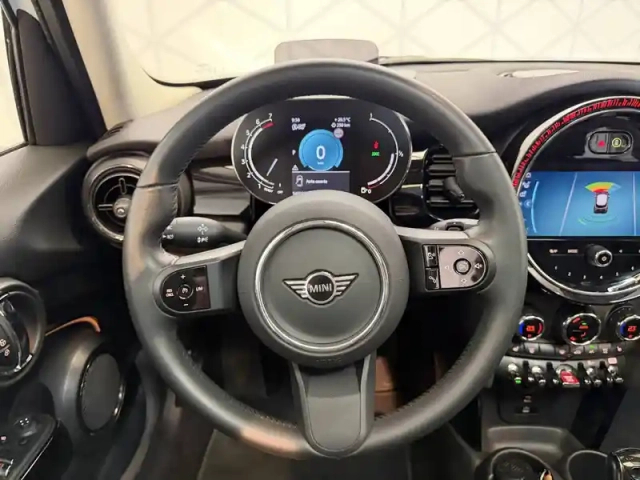 Mini Mini hatch 5 portes cooper 136 ch dkg7 — photo 14