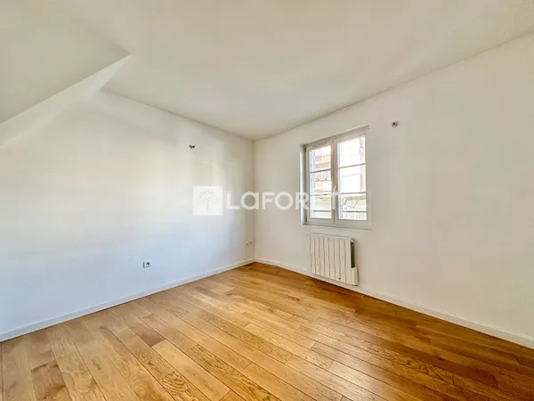 STRASBOURG PETITE FRANCE - Charmante maisonnette 3 pièces de 75,76m2 avec garage et cave