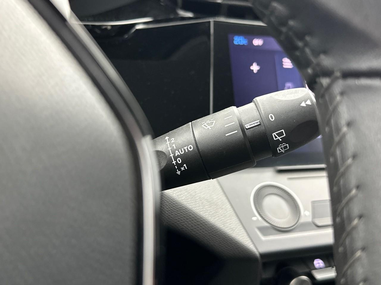 Peugeot 308 puretech 110ch s&s bvm6 active pack — photo 18