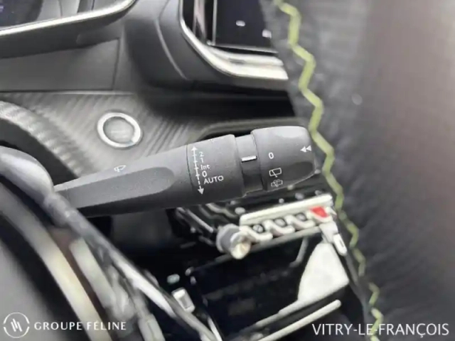 Peugeot 208 e- 156ch 54 kwh gt — photo 13