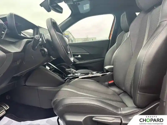 Peugeot 2008 puretech 130 s&amp;s eat8 — photo 11