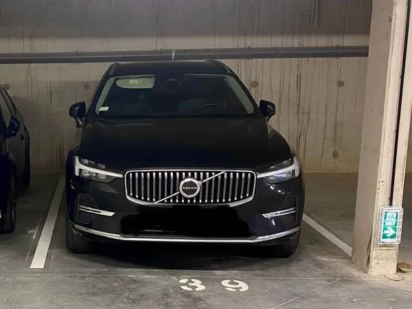 Parking 12 m²