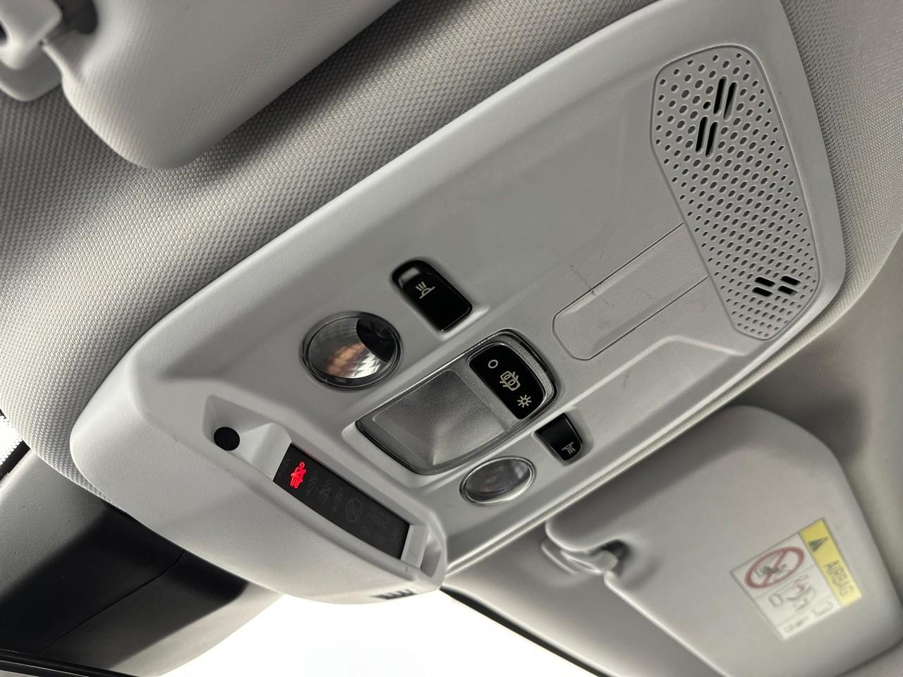 Peugeot 2008 puretech 100 s&s bvm6 active — photo 30