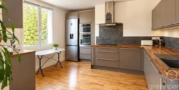 4 pièces familial avec balcon et parking en Centre Ville