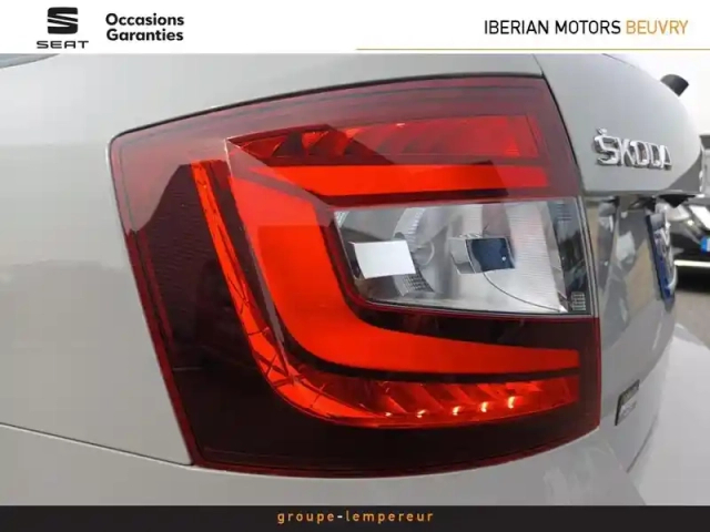 Skoda Octavia combi 2.0 tsi 245ch rs dsg7 euro6d-t evap — photo 7