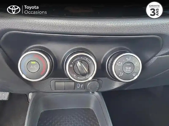 Toyota Aygo X 1.0 vvt-i 72ch dynamic my24 — photo 11