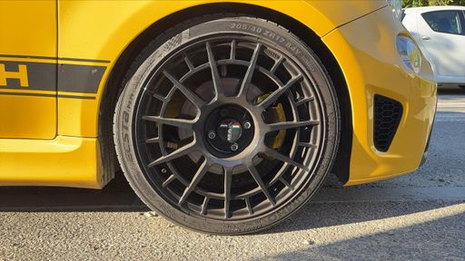 Abarth 500 1.4 Turbo T-Jet 145 - 595 – 2020 – 78250 km – Essence – Boîte Manuelle — photo 29