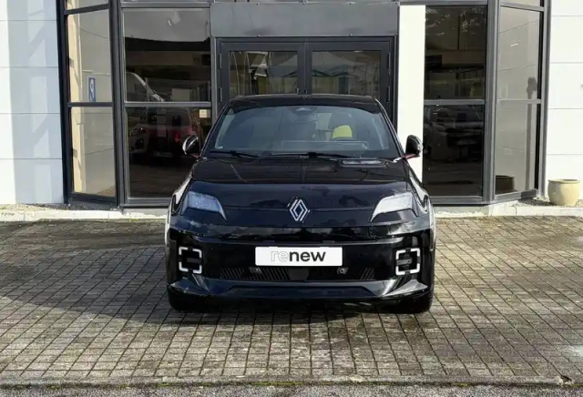 Renault 5 renault  e-tech electrique 10 ch autonomie confort — photo 8