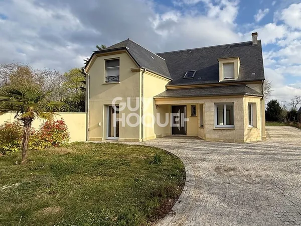 Exceptionnelle maison de prestige à vendre à Compiègne - Quartier Les Avenues - Réf. 10795