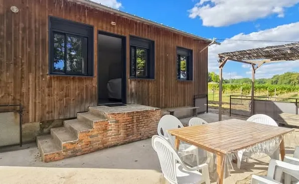 SAINT PIERRE D'AURILLAC - Maison 60m² avec deux chambres + grand garage - 1200m² de terrain - CALME