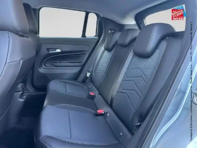 Jeep Avenger 1.2 turbo t3 100ch altitude — photo 11