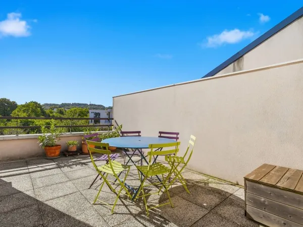 Vends appartement avec vue sur parc