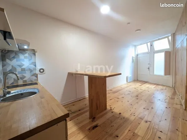 Studio 1 pièce 26 m²