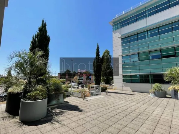 Bureaux 2950 m²