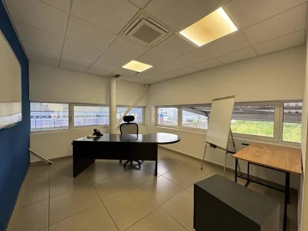 Bureaux 3 pièces 70 m²