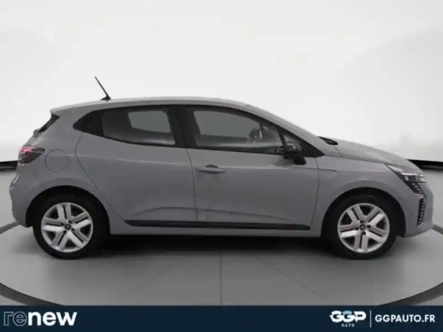 Renault Clio 1.5 blue dci 100ch evolution - 24 — photo 6