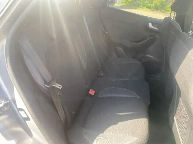 Ford Puma 1.0 flexifuel 125ch s&amp;s mhev titanium — photo 9