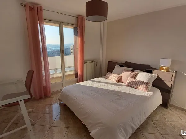 Colocation féminine 4 chambres 100m2 toulon jean philippe rameau vue mer