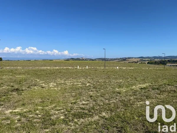Terrain 1628 m²