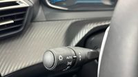 Peugeot 208 1.2 Hybrid 100ch Active e-DCS6 — photo 26