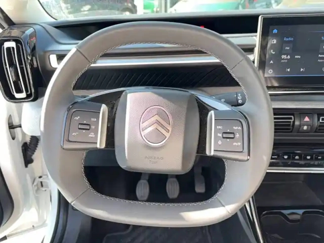 Citroën C3 turbo 100 ch manuelle — photo 14