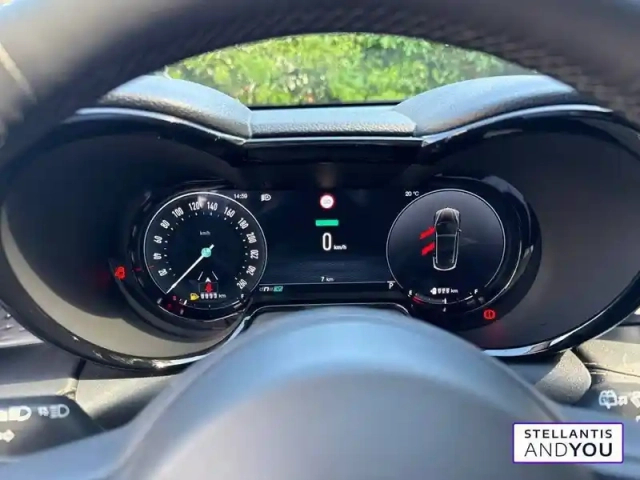 Alfa Romeo Tonale 1.3 hybride rechargeable phev 190ch at6 e-q4 — photo 19