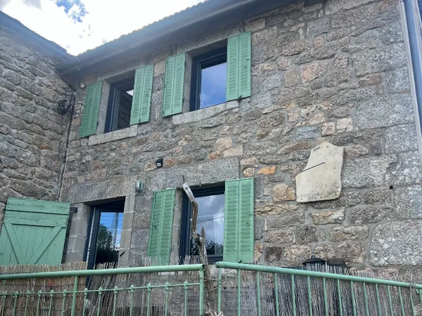 Maison Peyre En Aubrac 4 pièce(s)