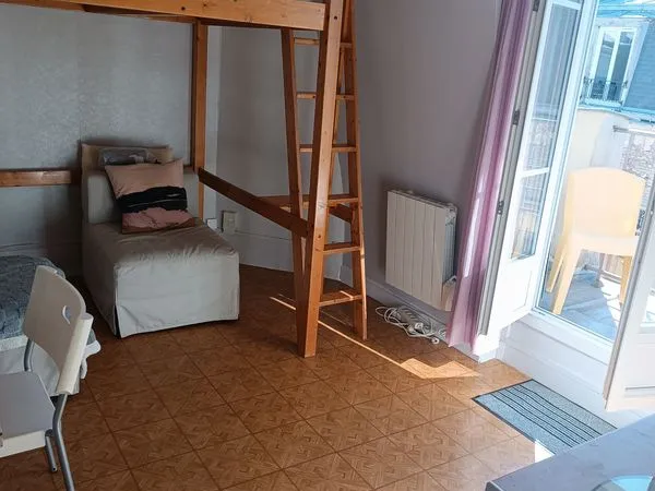 STUDIO meublé 15m2