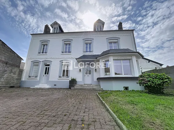 Maison 6 pièces 156 m²