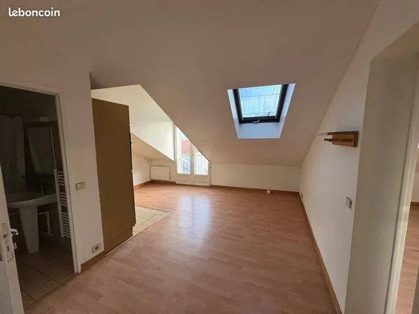 2p en plein coeur de Verneuil sur Seine