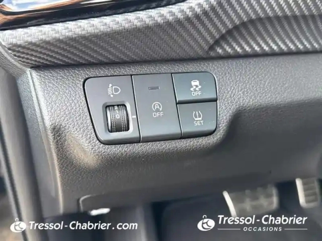 Kia Stonic 1.0 t-gdi 100 ch dct7 gt-line — photo 28