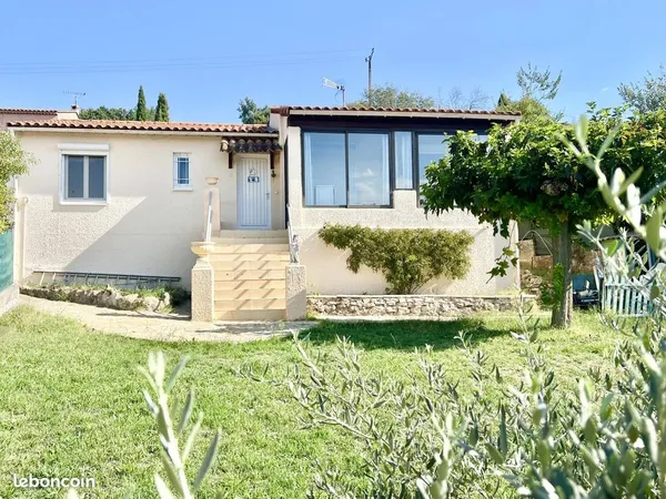 Villa 4 pièces 105 m²