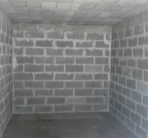 Garage/box à louer à PESSAC