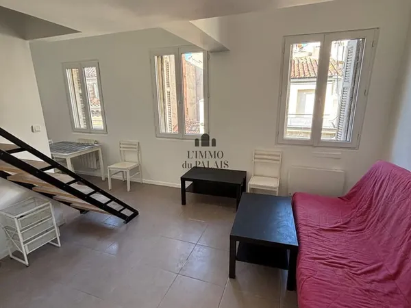 TYPE 3 EN DUPLEX MEUBLÉ RUE FLEGIER / GARE SAINT CHARLES 13