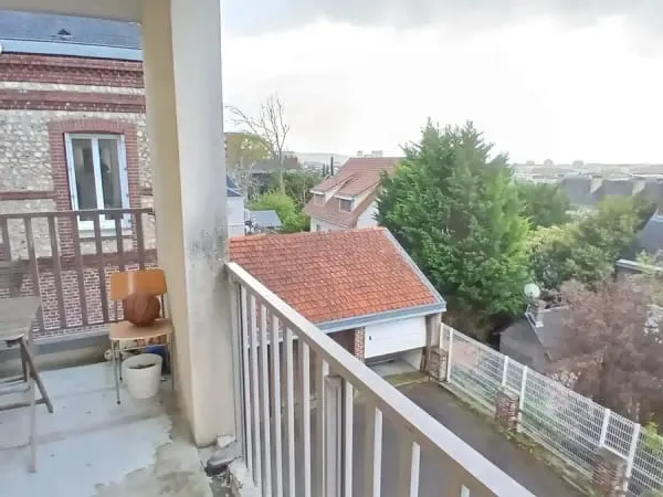 T4 90 m² + 2 parking. rouen droite
