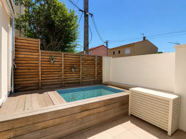 Appartement 86 m2 - bas de maison marseillaise - marseille 13012 - terrasse - piscine