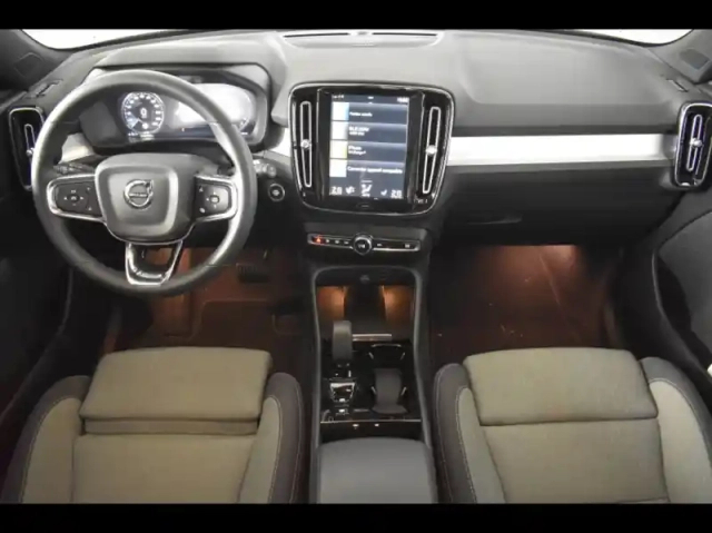 Volvo Xc40 t4 recharge 129 + 82ch plus dct 7 — photo 27