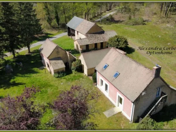 PROPRIÉTÉ DE CHARME EN PLEINE NATURE Proche ECOMMOY (72)