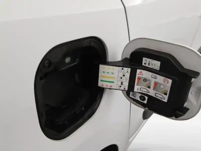 Renault Twingo e-tech electric life r80 achat intégral - 21my — photo 10