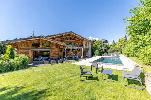 Chalet 8 pièces 307 m²