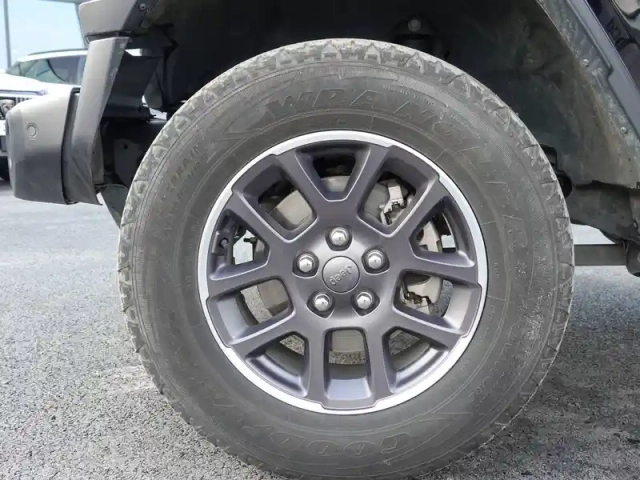 Jeep Gladiator 3.0 v6 multijet 264 ch 4x4 bva8 — photo 18
