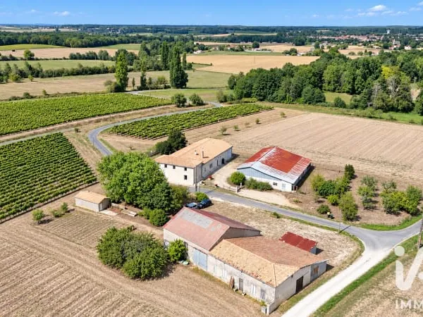 Maison 8 pièces 278 m²