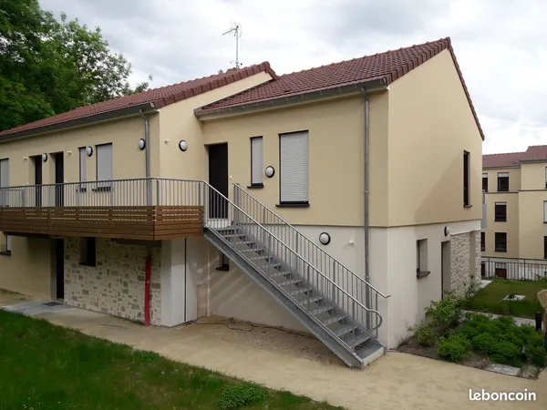 T2 lumineux avec balcon + parking privatif - À saisir