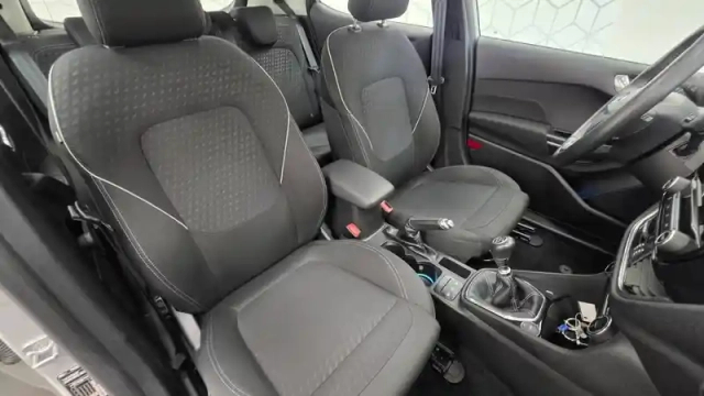 Ford Fiesta 1.0 ecoboost 125 ch s&amp;s bvm6 — photo 20