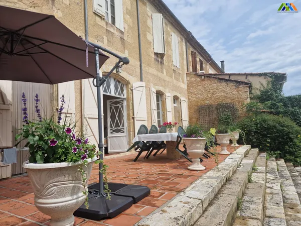 Maison 14 pièces 420 m²