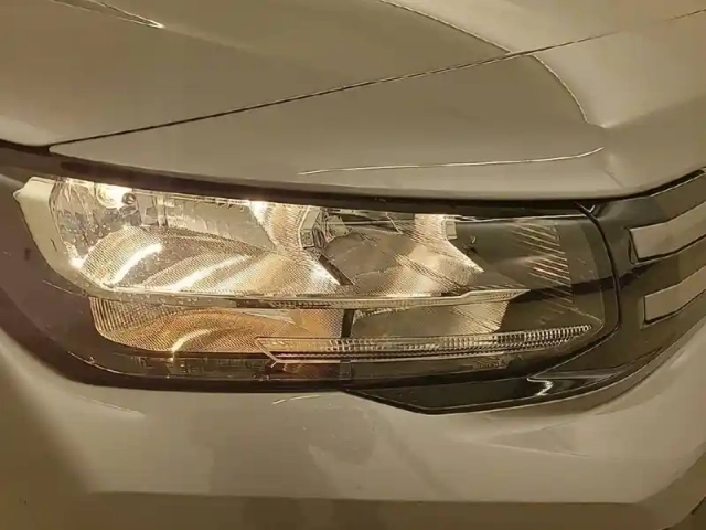Peugeot Partner fourgon m 650 kg bluehdi 130 s&amp;s eat8 — photo 16