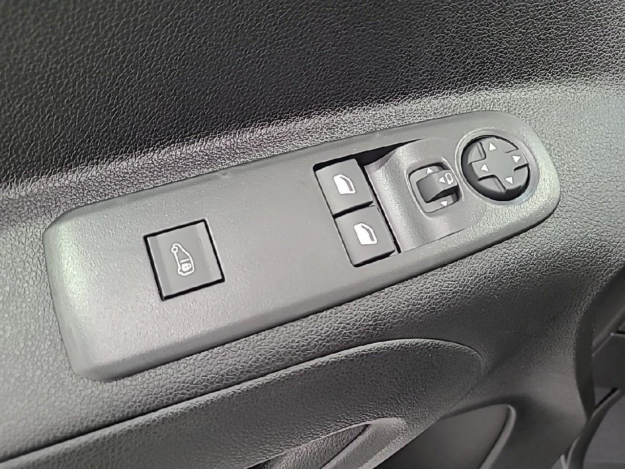 Citroën Berlingo van m diesel 100 ch manuelle — photo 20