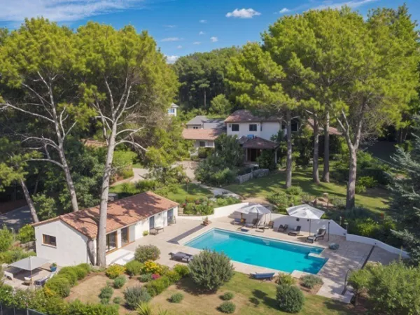 Villa et sa maison d'invités